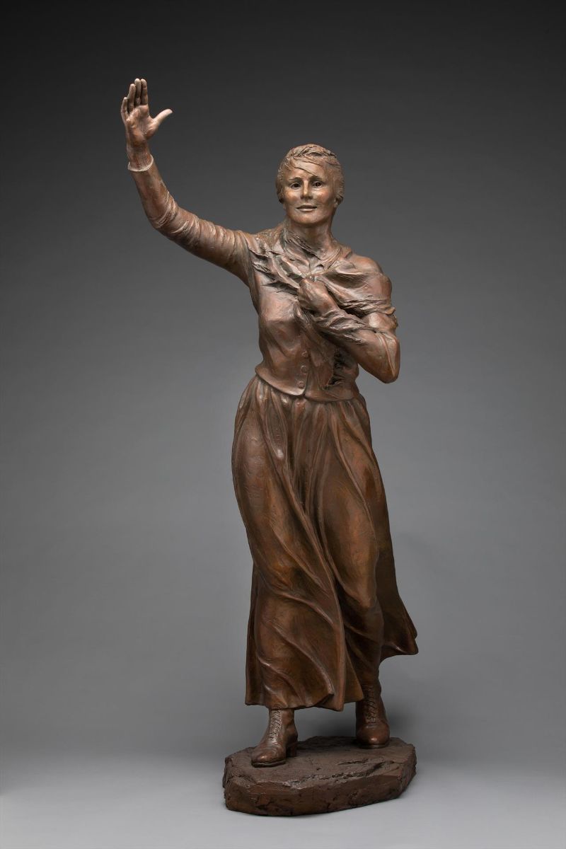 Kokkin-Kirsten%20Hope%20Bronze%2060x24x32.jpg